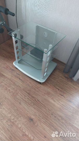 Стол стеклянный