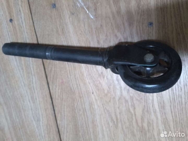 Вилка для трюкового самоката