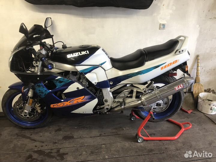 Продам мотоцикл Suzuki gsxr-1100