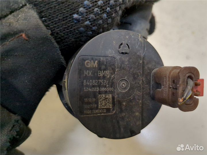 Насос водяной Chevrolet Malibu 2018, 2020