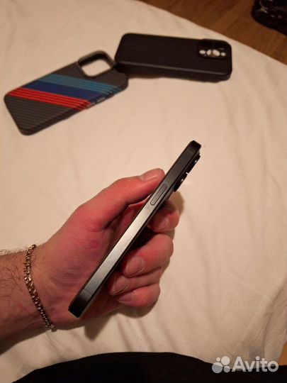 iPhone 15 Pro, 128 ГБ