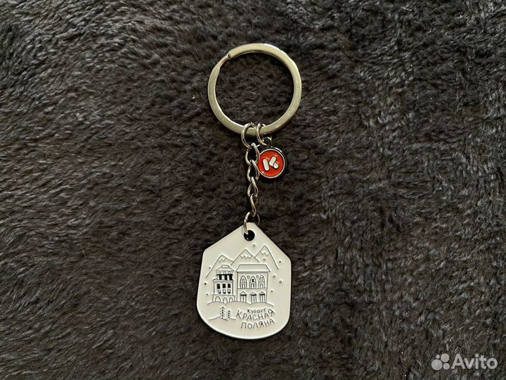 Брелоки разные подвесы на сумку