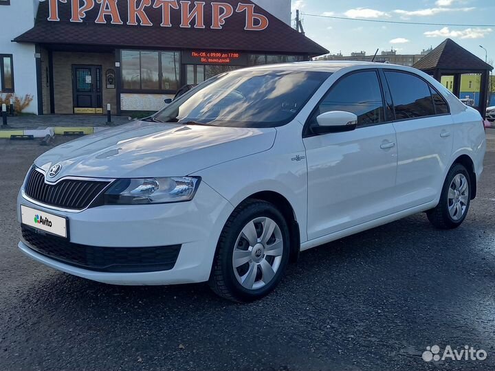 Skoda Rapid 1.6 AT, 2019, 49 000 км