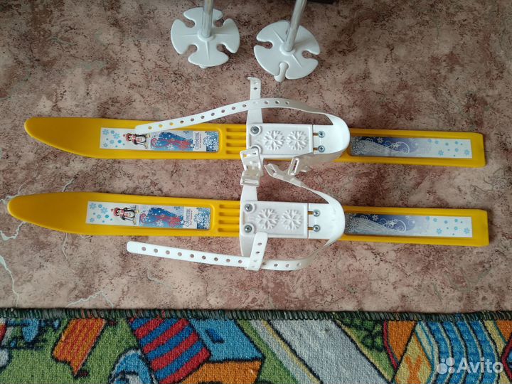 Лыжи детские с палками