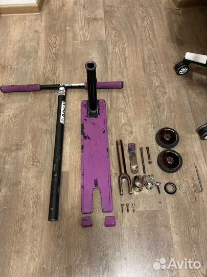 Трюковой самокат tech teamold boy