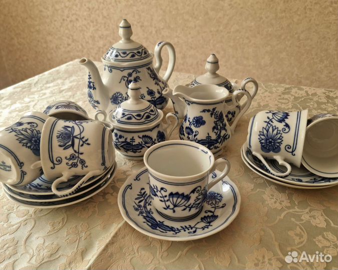 Луковый узор чайный сервиз Чехия