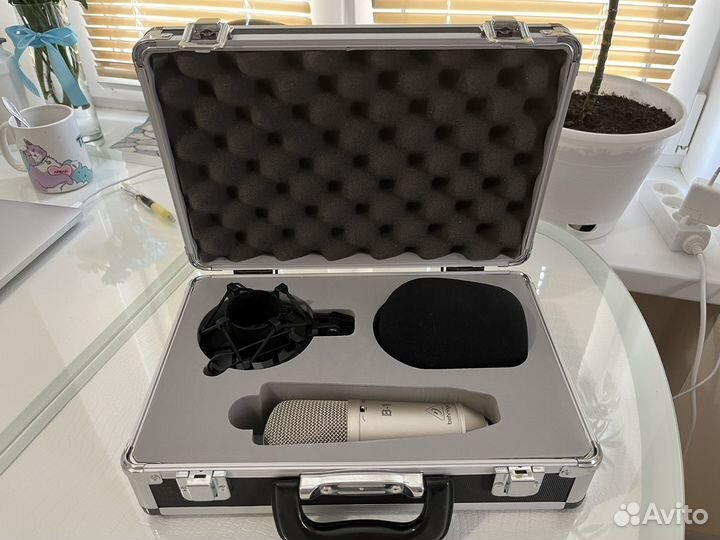 Студийный микрофон Behringer B-1