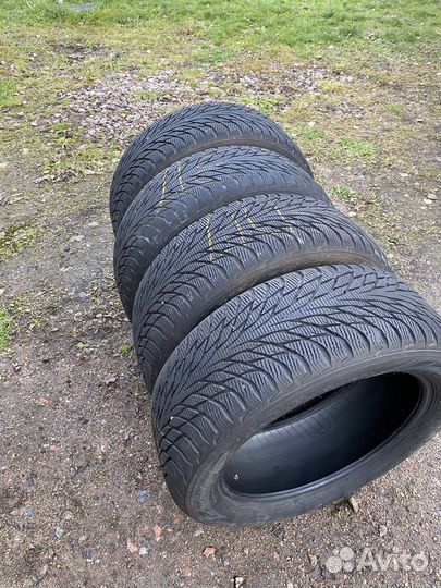 Nokian Tyres Hakkapeliitta R2 235/50 R18