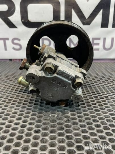 Насос гидроусилителя руля Mitsubishi Galant 8 EA5A