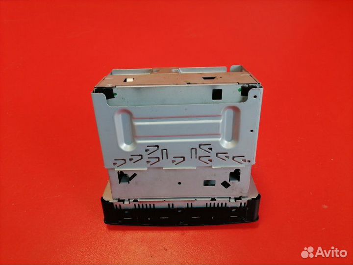 Магнитола Toyota Corolla ZZE121L 3ZZ-FE 2005