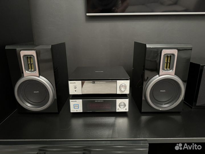 Минисистема DVD Philips MCD 716