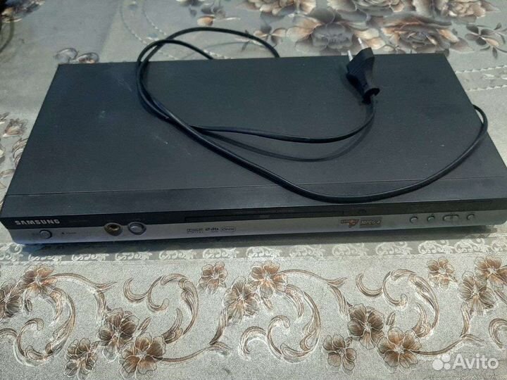 DVD плеер Samsung DVD-p370k