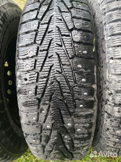 Nokian Tyres Hakkapeliitta 7 SUV 215/70 R16