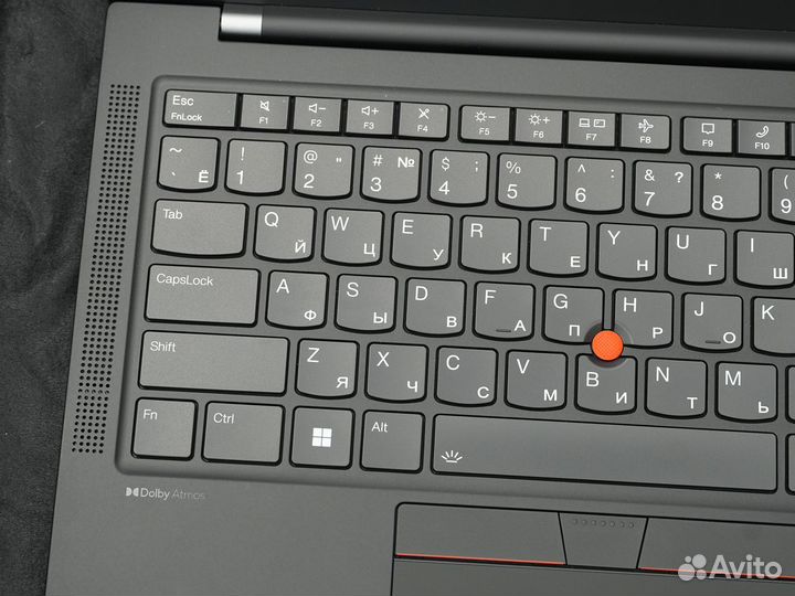 Lenovo Thinkpad X1 Carbon 11th Gen / 7 1365U 1TB