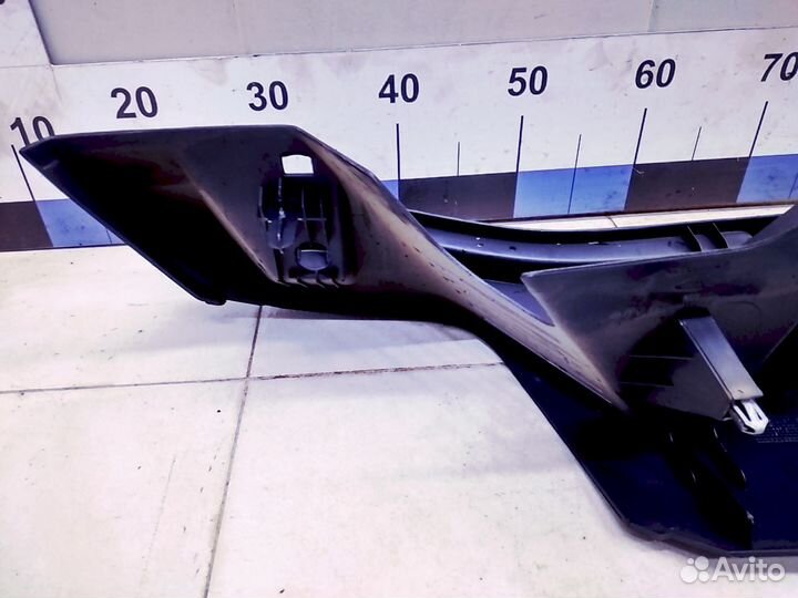 Держатель задней полки Fusion 2002-2012