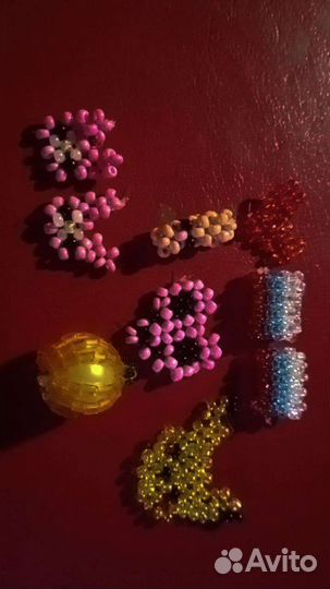 Украшения из бисера