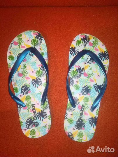 Купальники размер XXS-М шапка,сланцы,ласты,очки