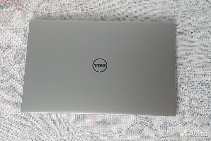 Классный Dell XPS 13 P54G на i5-6200u ips