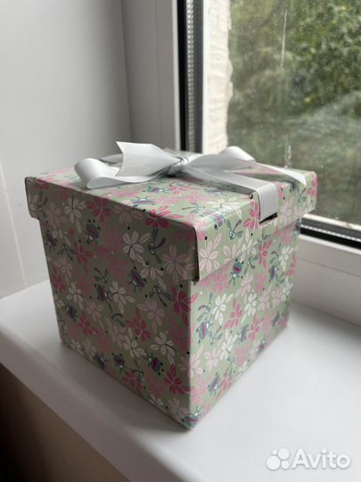 Коробка подарочная