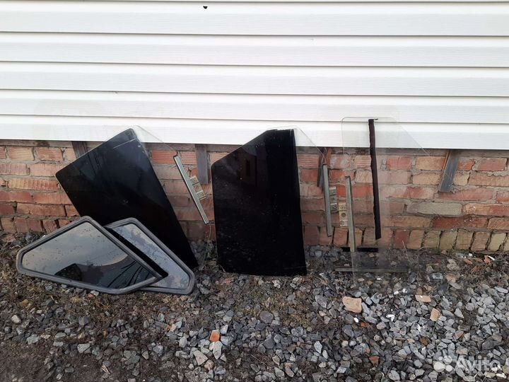 Стекла 2109 боковые