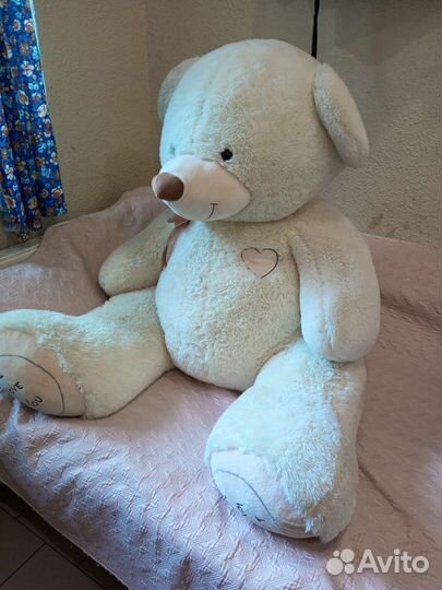 Большие плюшевые медведи