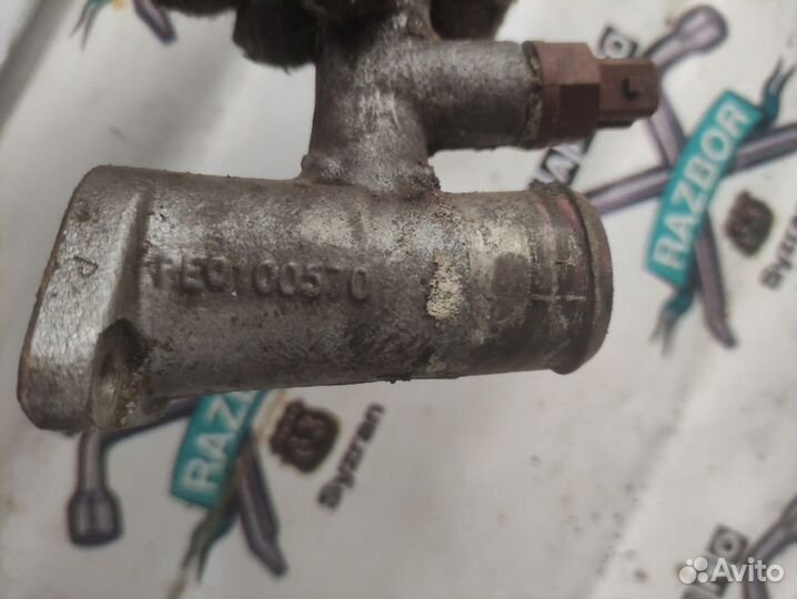 Тройник охлаждения Rover 200