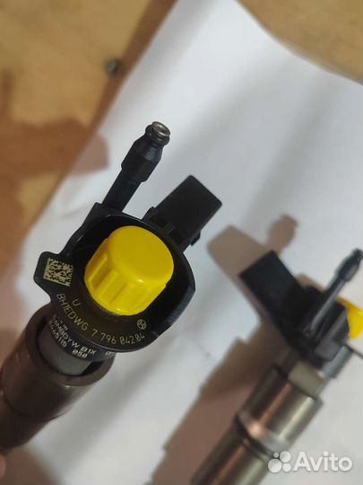 Форсунка дизельная 0445115050 на BMW 530 E60, E61