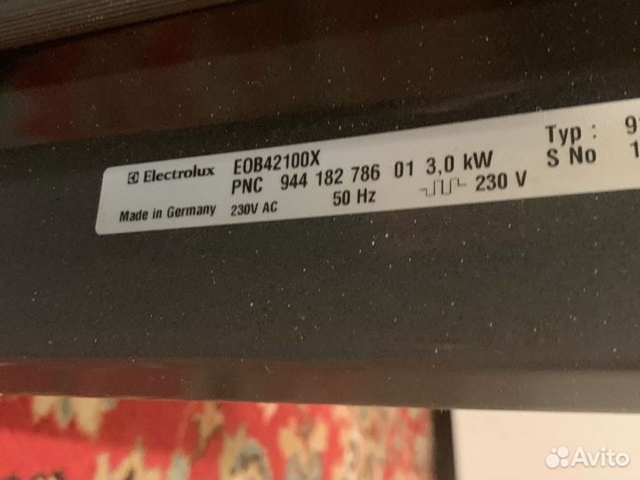 Духовой шкаф Electrolux EOB42100X