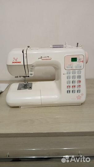 Швейная машинка janome DC 4030