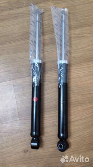 Задний амортизатор