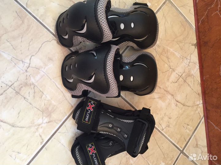 Защита для роликов новая