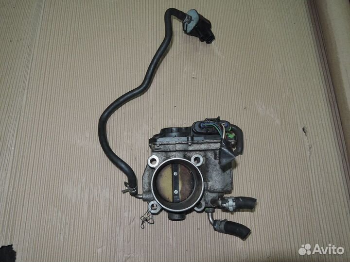 Дроссельная заслонка Тойота Камри V40 Rav4 2.0-2.4
