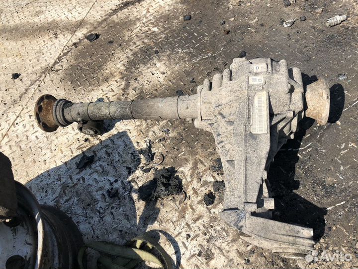 Редуктор переднего моста для VW Amarok 2010)