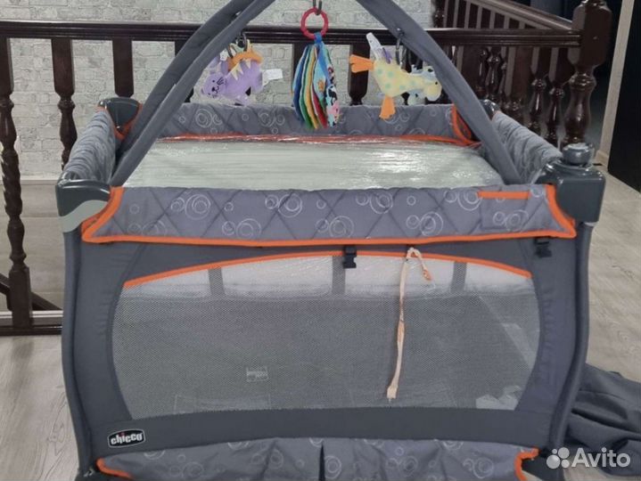 Кровать-манеж Chicco Lullaby Lx