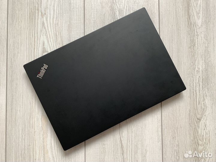 Lenovo Thinkpad T495