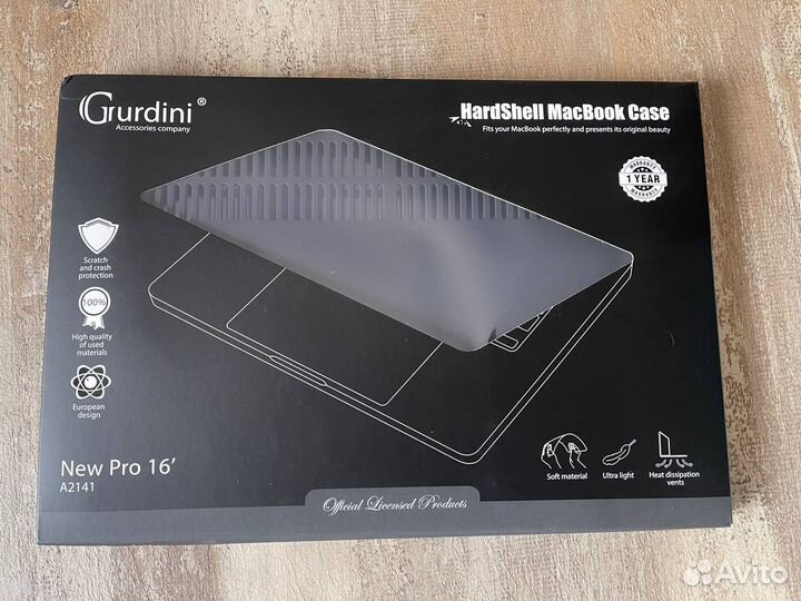 Пластиковый чехол накладка Macbook Pro 16 a2141