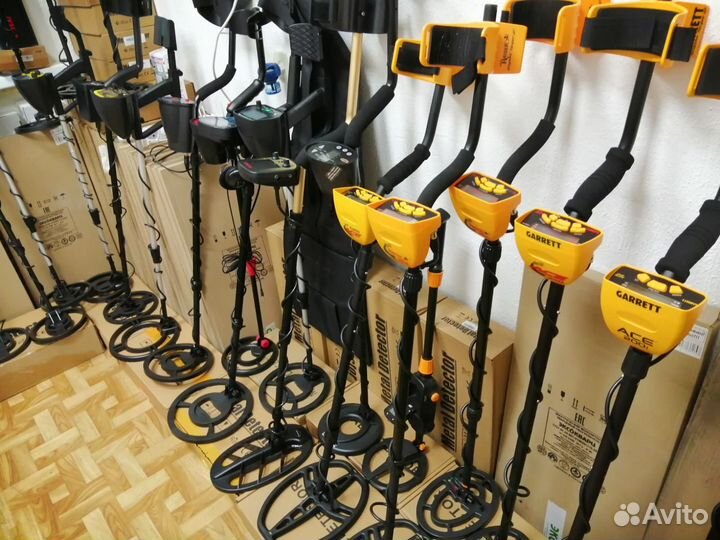 Металлоискатель новый