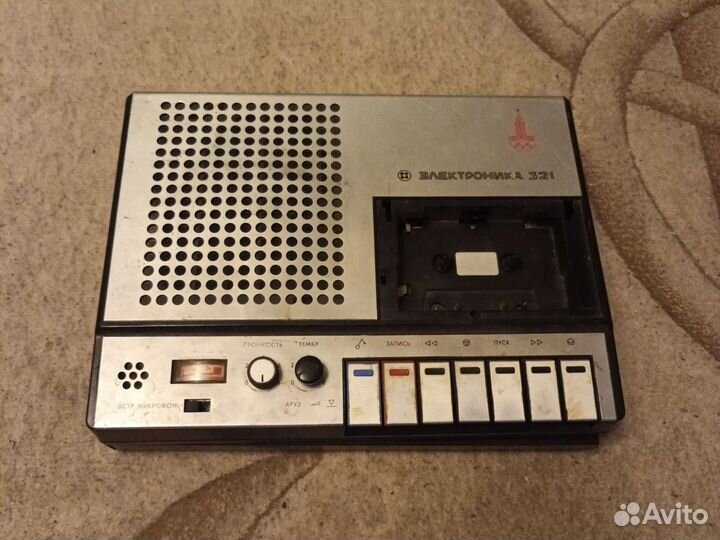 Кассетный магнитофон электроника 321
