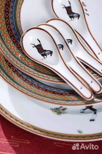 Набор столовой посуды Hermes