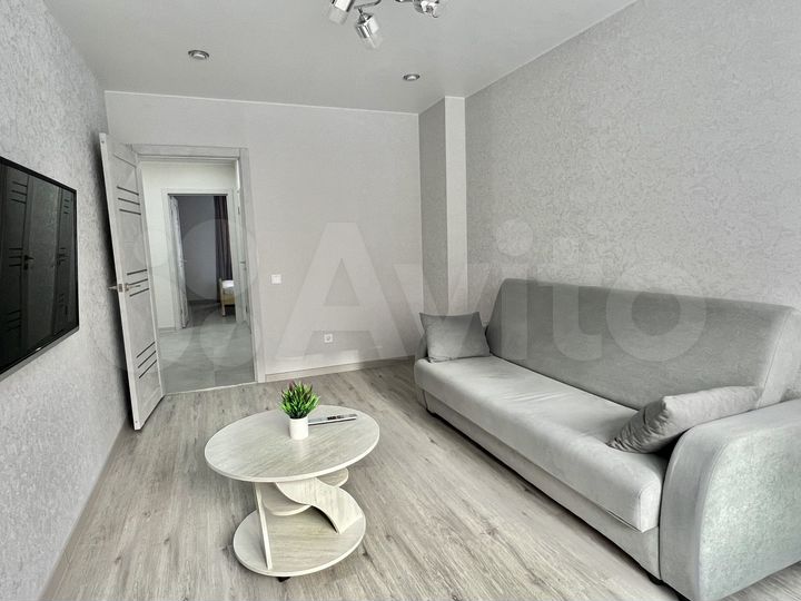 2-к. квартира, 55 м², 4/12 эт.