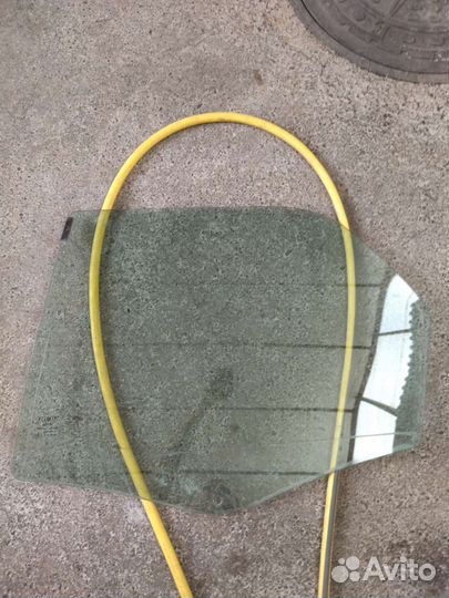 Стекло задней левой двери fiat albea