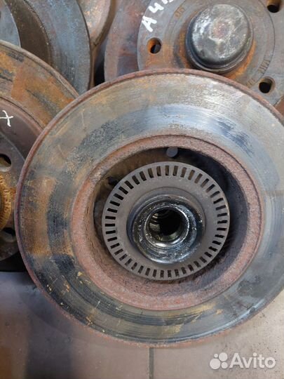 Задние тормозные диски Audi A4 B5 Ауди А4Б5