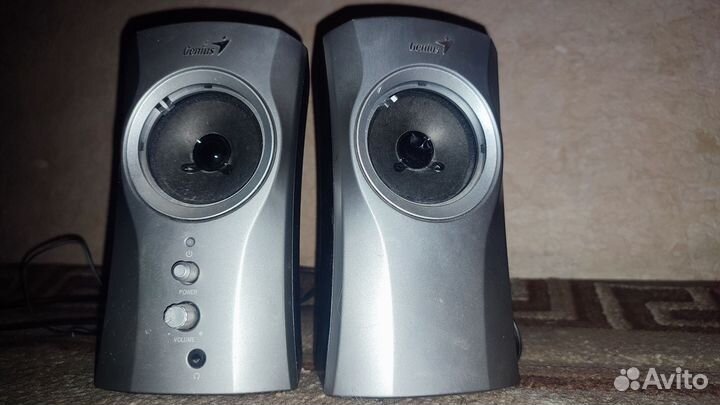 Колонки для компьютера Genius SP-E120