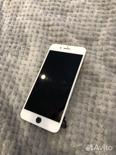 Экран iPhone 8+ на запчасти