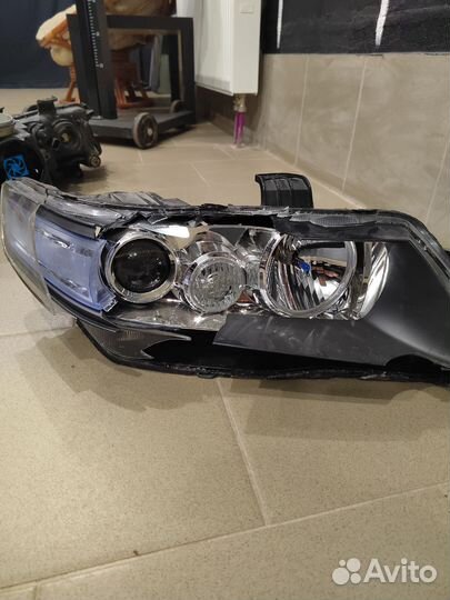 Фары Honda accord 7