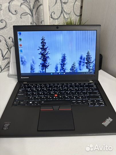 ThinkPad X250 (12.5/Core i5-5300U/8гб/SSD 512гб)