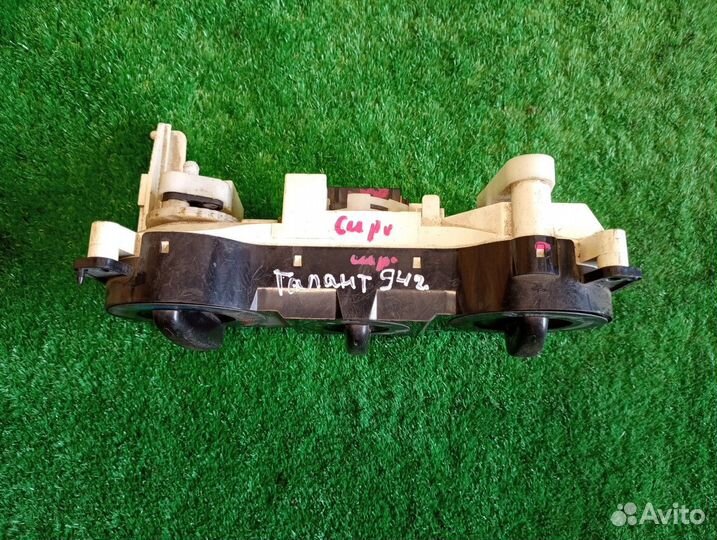 Блок управления климатом Mitsubishi Galant