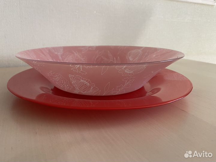 Набор столовой посуды на 4 персоны