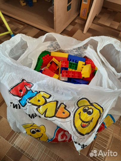 Большой пакет лего конструктора