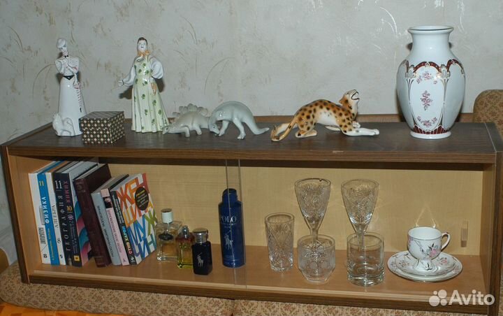 Полка книжная навесная многофункциональная